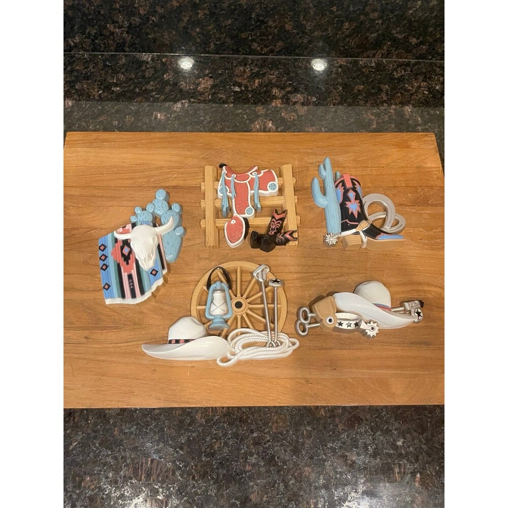 5 pc Vintage Cowboy wall handing decor